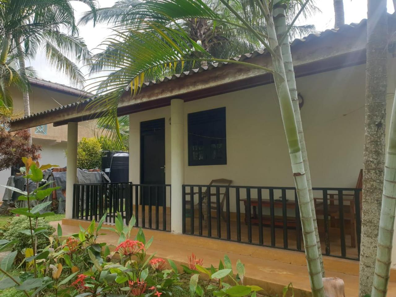 Beach Lagoon Guesthouse Tangalle Εξωτερικό φωτογραφία